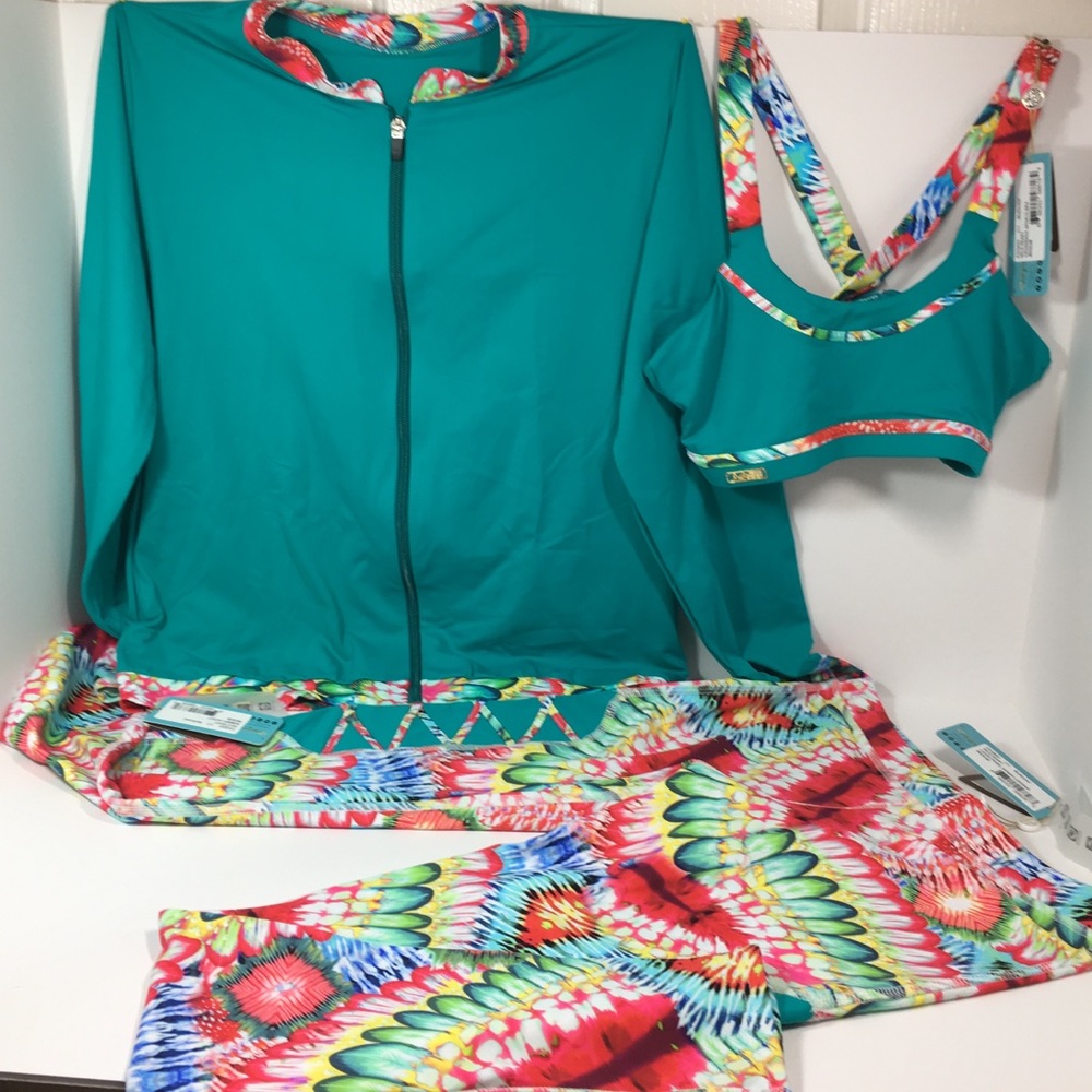 Luli Fama Fit Jacket, leggings, and Sports Bra M